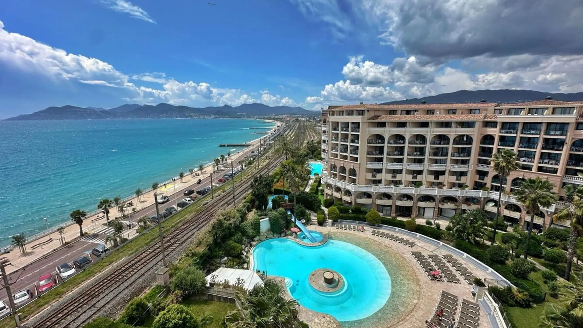 Le Seaview-Quiet-Swimming Pool-Car Park-Seafront Apartamento Cannes 0*,  França